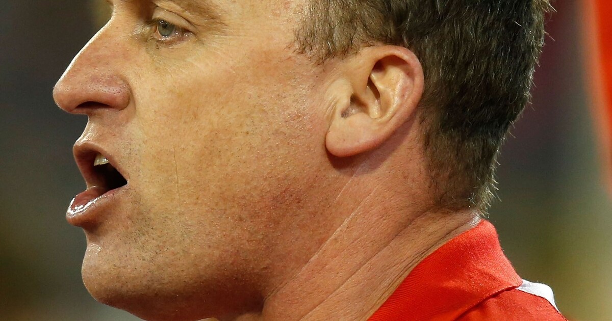 Sydney Swans' John Longmire named AFLCA coach of the year