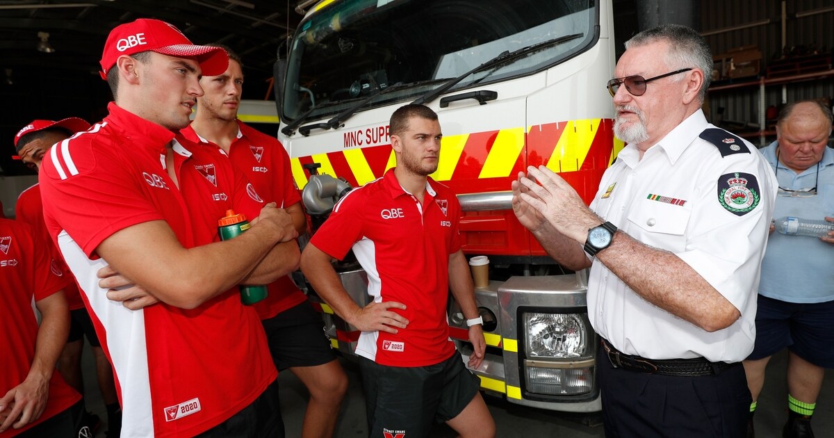 Swans visit NSWRFS in Coffs
