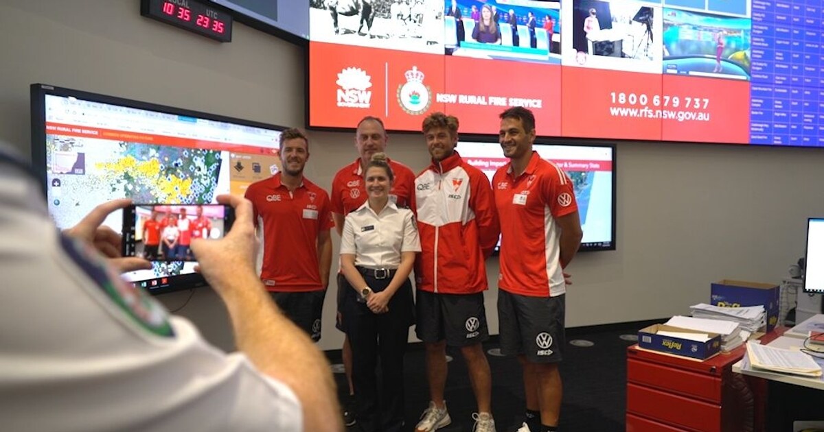 Swans visit NSW RFS