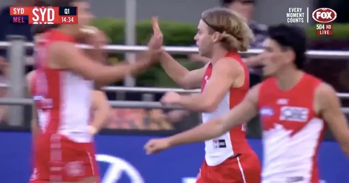 Rowbottom rolls it through - Rd 15, 2020